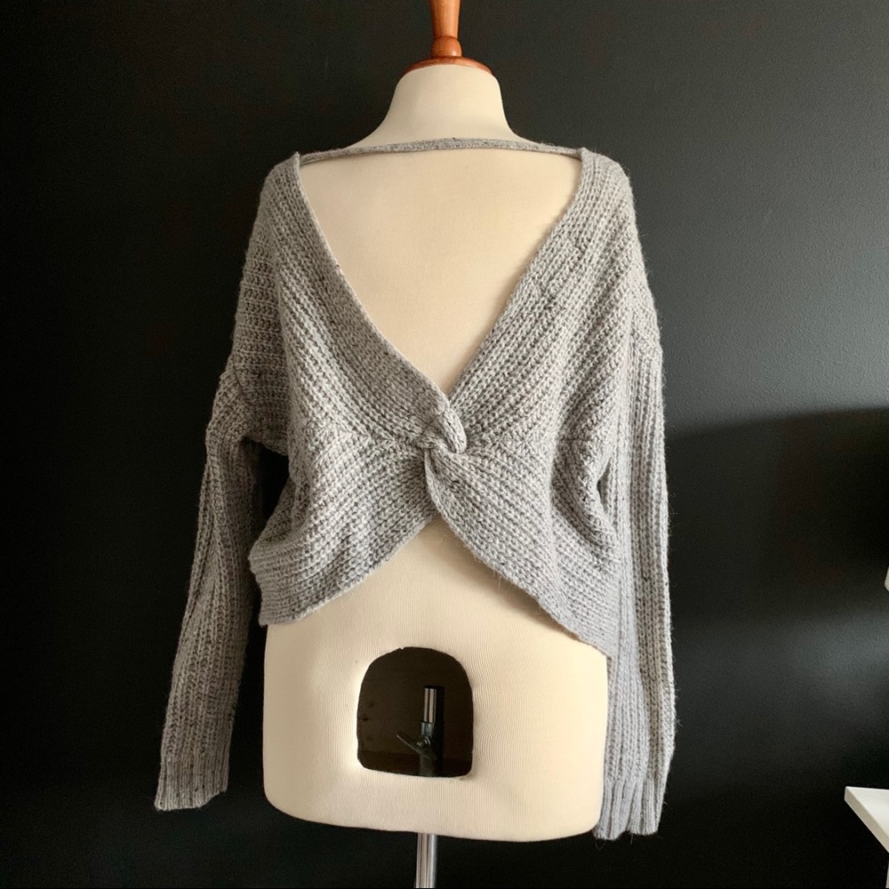 🦋 3 for $20 Plunging Open Back Twist Knit Sweater - Picture 2 of 5